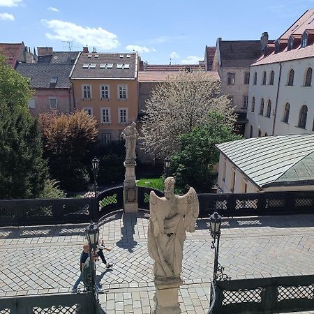 Krasny Byt S Vyhladmi V Historickom Centre Братислава Экстерьер фото